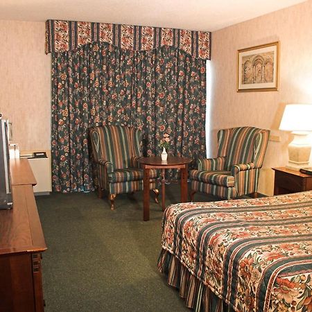 Toronto East Inn Extérieur photo